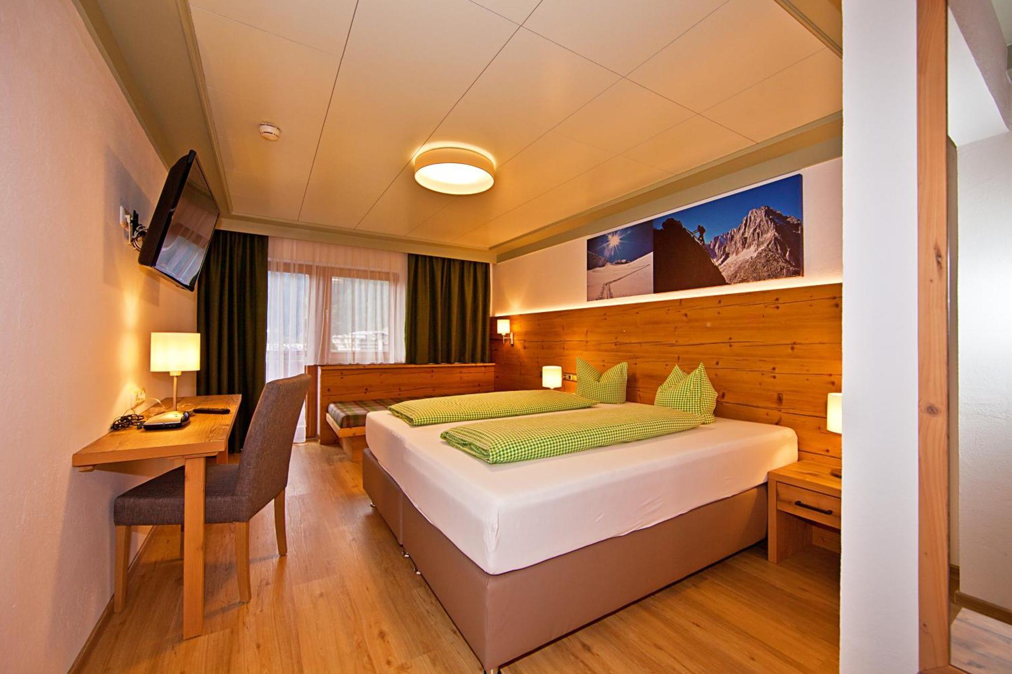 Hotel Rauchenwalderhof Mayrhofen